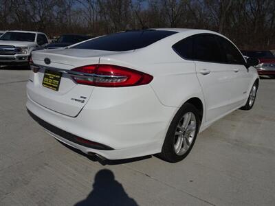 2018 Ford Fusion Hybrid SE  2.0L Hybrid I4 FWD - Photo 3 - Cincinnati, OH 45255