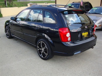 2002 Mazda Protege5   - Photo 4 - Cincinnati, OH 45255