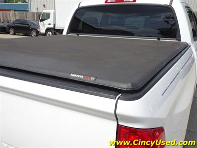2017 Toyota Tundra Platinum   - Photo 26 - Cincinnati, OH 45255
