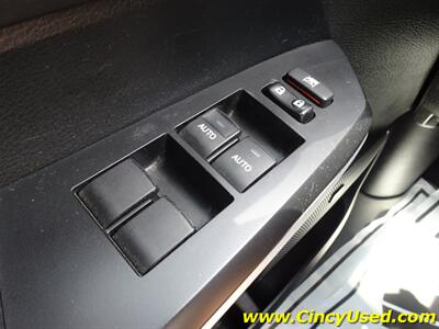 2017 Toyota Tundra Platinum   - Photo 25 - Cincinnati, OH 45255