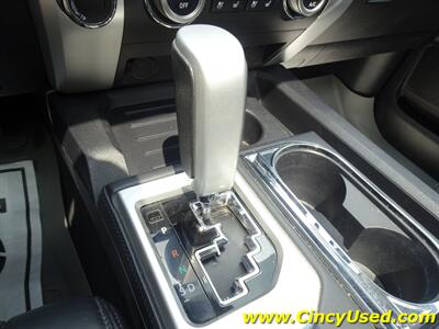 2017 Toyota Tundra Platinum   - Photo 20 - Cincinnati, OH 45255