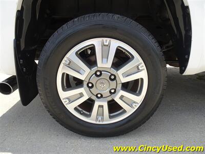 2017 Toyota Tundra Platinum   - Photo 36 - Cincinnati, OH 45255