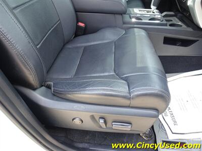 2017 Toyota Tundra Platinum   - Photo 34 - Cincinnati, OH 45255