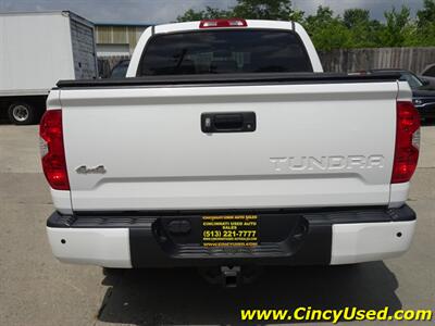 2017 Toyota Tundra Platinum   - Photo 8 - Cincinnati, OH 45255
