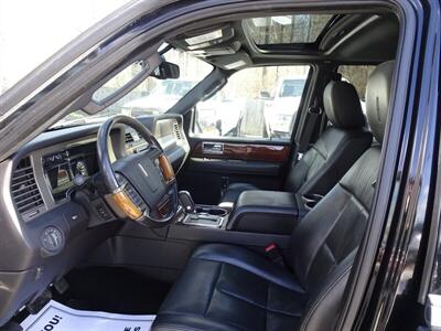 2014 Lincoln Navigator   - Photo 14 - Cincinnati, OH 45255