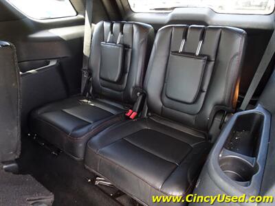 2017 Ford Explorer Sport   - Photo 16 - Cincinnati, OH 45255