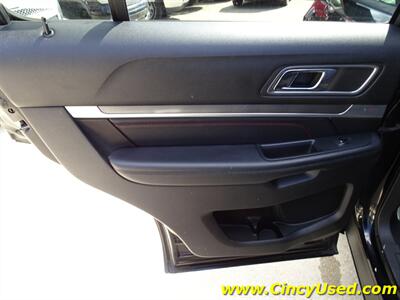 2017 Ford Explorer Sport   - Photo 32 - Cincinnati, OH 45255
