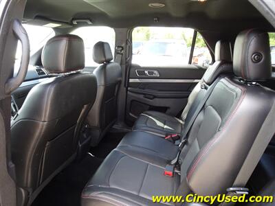 2017 Ford Explorer Sport   - Photo 15 - Cincinnati, OH 45255