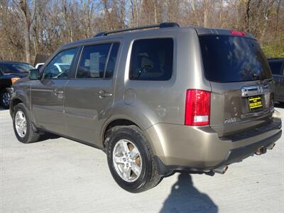 2010 Honda Pilot EX-L  3.5L V6 AWD - Photo 8 - Cincinnati, OH 45255