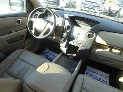 2010 Honda Pilot EX-L  3.5L V6 AWD - Photo 14 - Cincinnati, OH 45255