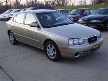 2003 HYUNDAI ELANTRA GLS   - Photo 1 - Cincinnati, OH 45255