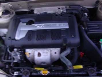 2003 HYUNDAI ELANTRA GLS   - Photo 22 - Cincinnati, OH 45255