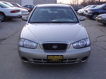 2003 HYUNDAI ELANTRA GLS   - Photo 2 - Cincinnati, OH 45255