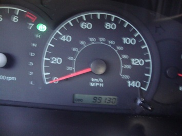 2003 HYUNDAI ELANTRA GLS   - Photo 14 - Cincinnati, OH 45255