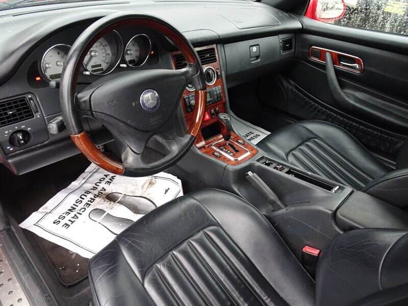 2004 Mercedes-Benz SLK SLK 320   - Photo 11 - Cincinnati, OH 45255