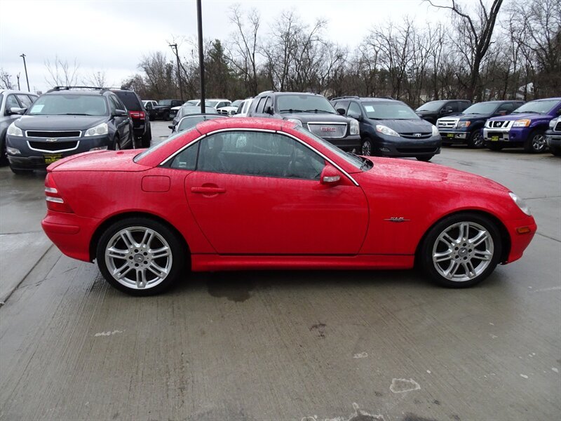 2004 Mercedes-Benz SLK SLK 320   - Photo 3 - Cincinnati, OH 45255