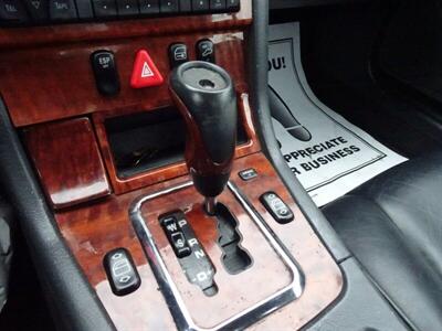 2004 Mercedes-Benz SLK SLK 320   - Photo 18 - Cincinnati, OH 45255