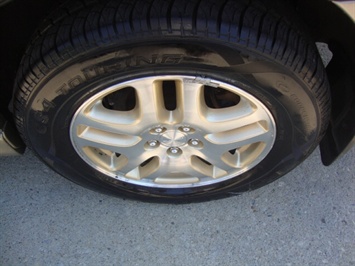 2001 Subaru Outback Limited   - Photo 28 - Cincinnati, OH 45255