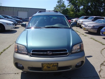 2001 Subaru Outback Limited   - Photo 2 - Cincinnati, OH 45255