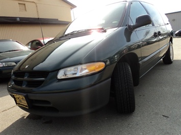 1996 Dodge Grand Caravan SE   - Photo 15 - Cincinnati, OH 45255