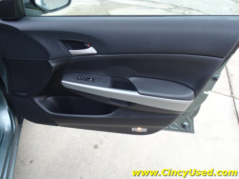 2009 Honda Accord EX - Photo 28 - Cincinnati, OH 45255