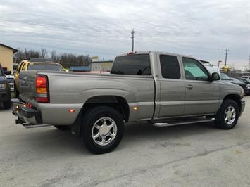 2003 GMC Sierra 1500 Denali   - Photo 6 - Cincinnati, OH 45255