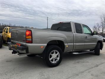 2003 GMC Sierra 1500 Denali   - Photo 13 - Cincinnati, OH 45255