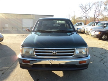 1998 Toyota T100 SR5   - Photo 2 - Cincinnati, OH 45255