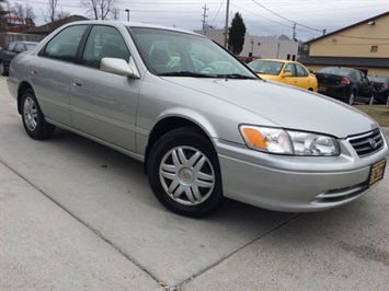 2001 Toyota Camry CE   - Photo 14 - Cincinnati, OH 45255