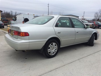 2001 Toyota Camry CE   - Photo 17 - Cincinnati, OH 45255