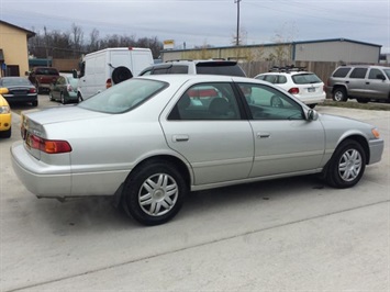 2001 Toyota Camry CE   - Photo 6 - Cincinnati, OH 45255