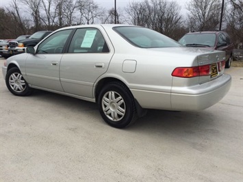 2001 Toyota Camry CE   - Photo 16 - Cincinnati, OH 45255