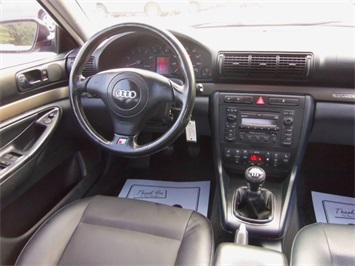 2001 Audi A4   - Photo 7 - Cincinnati, OH 45255