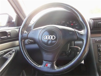 2001 Audi A4   - Photo 16 - Cincinnati, OH 45255