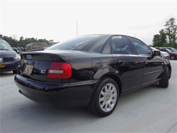 2001 Audi A4   - Photo 13 - Cincinnati, OH 45255