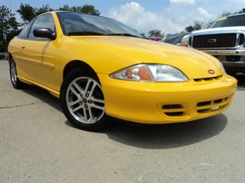 2002 Chevrolet Cavalier   - Photo 10 - Cincinnati, OH 45255