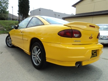 2002 Chevrolet Cavalier   - Photo 12 - Cincinnati, OH 45255