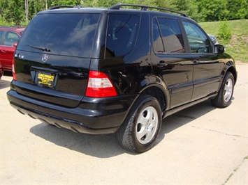 2002 Mercedes-Benz ML320   - Photo 5 - Cincinnati, OH 45255