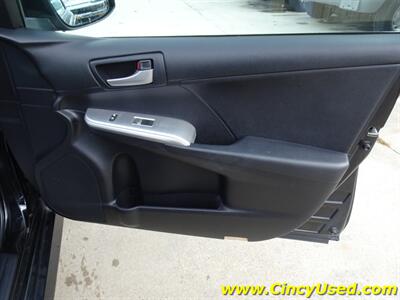 2012 Toyota Camry SE   - Photo 25 - Cincinnati, OH 45255