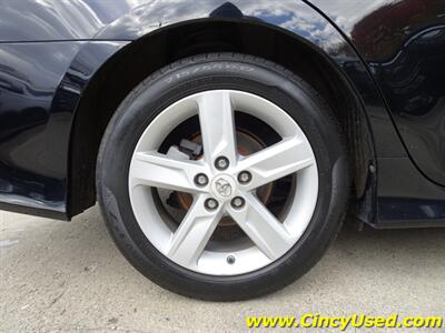 2012 Toyota Camry SE   - Photo 29 - Cincinnati, OH 45255