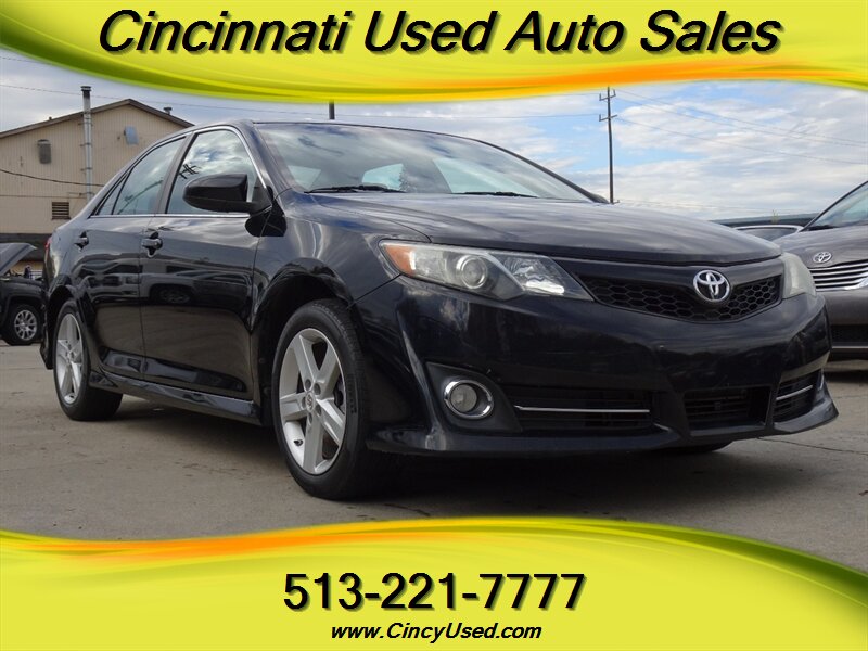 2012 Toyota Camry SE   - Photo 1 - Cincinnati, OH 45255