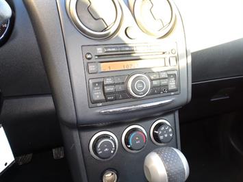 2015 Nissan Rogue Select S - Photo 17 - Cincinnati, OH 45255