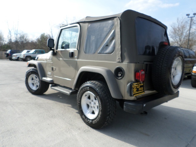 2005 Jeep Wrangler Sport - Photo 12 - Cincinnati, OH 45255