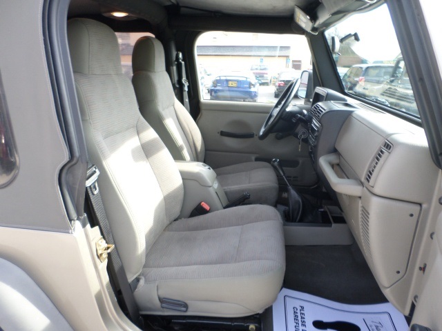 2005 Jeep Wrangler Sport - Photo 8 - Cincinnati, OH 45255