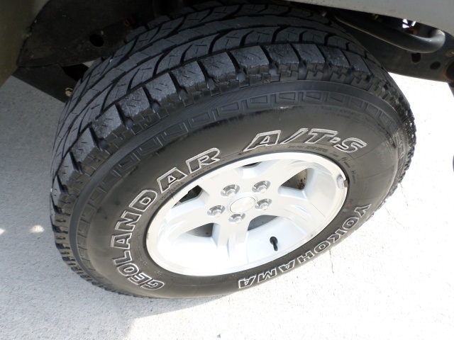 2005 Jeep Wrangler Sport - Photo 21 - Cincinnati, OH 45255