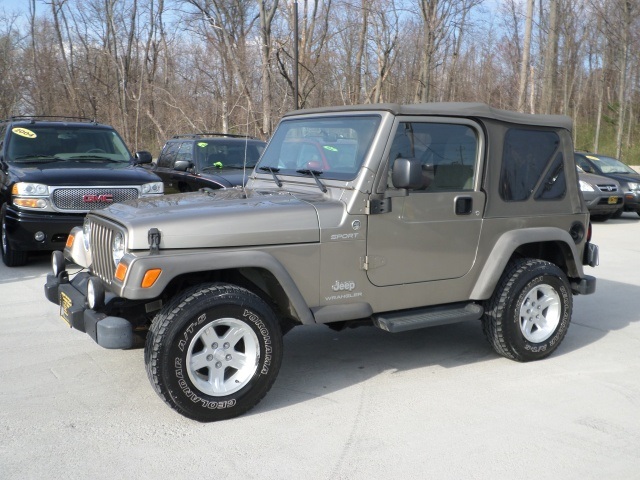 2005 Jeep Wrangler Sport - Photo 3 - Cincinnati, OH 45255