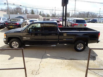 2006 GMC Sierra 2500HD SL1   - Photo 9 - Cincinnati, OH 45255