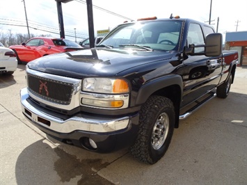 2006 GMC Sierra 2500HD SL1   - Photo 10 - Cincinnati, OH 45255