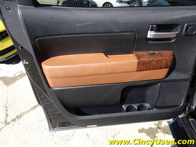 2010 Toyota Tundra Limited - Photo 32 - Cincinnati, OH 45255