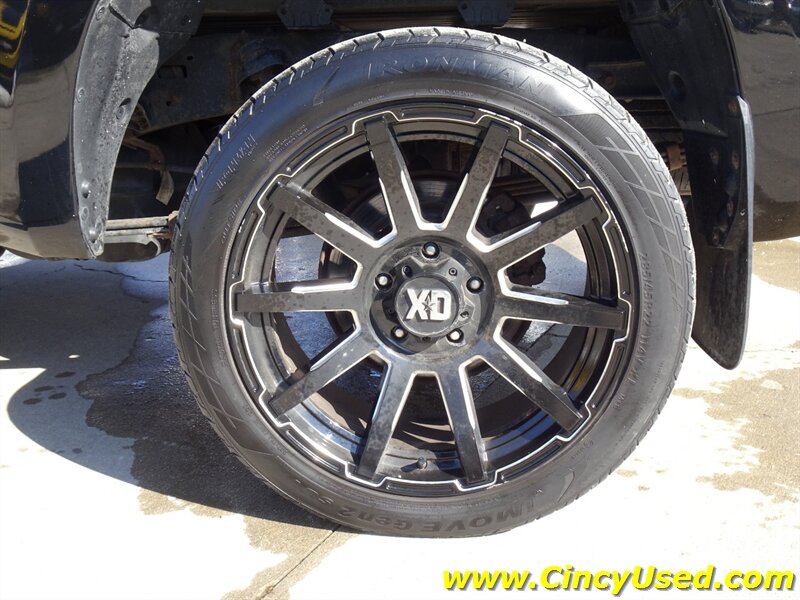 2010 Toyota Tundra Limited - Photo 38 - Cincinnati, OH 45255